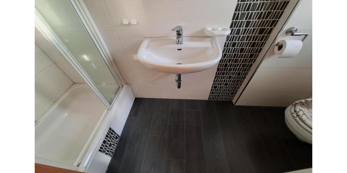 Erdgeschoßwohnung Waltershausen - 2 Zimmer, 40 m&sup2;, 400&euro; | Angebot:26652540