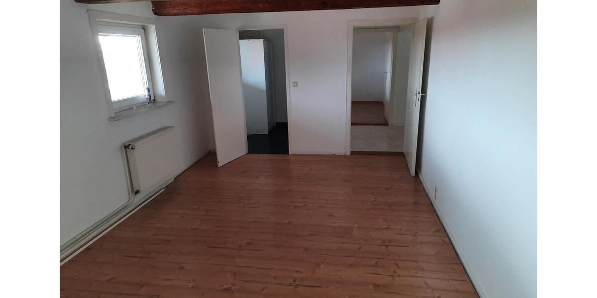 Einfamilienhaus Schladen-Werla Werla - 7 Zimmer, 160 m&sup2;, 980&euro; | Angebot:21513829