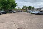 WerkstattLager (kein Tor) + Terrasse + Stellplatz im 