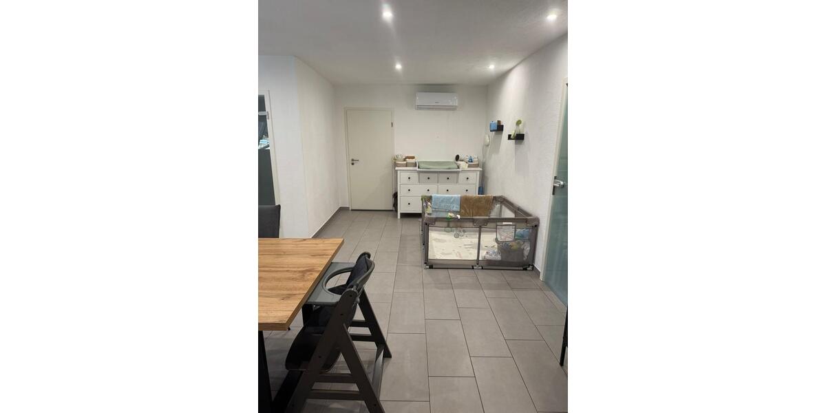 Etagenwohnung Lemberg - 2 Zimmer, 88 m&sup2;, 700&euro; | Angebot:24976225