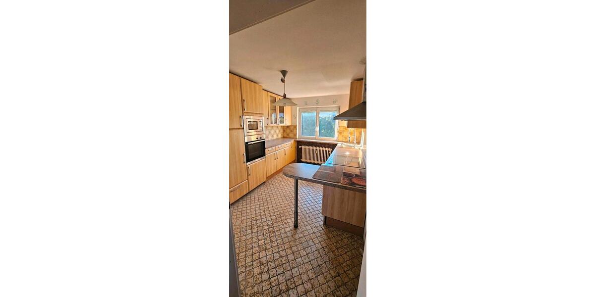 Dachgeschoßwohnung Oestrich-Winkel Winkel - 4 Zimmer, 86 m&sup2;, 1.300&euro; | Angebot:26286549