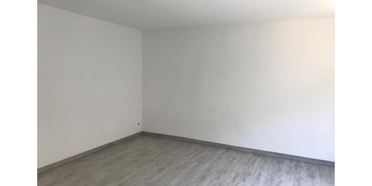 Etagenwohnung Meerane - 3 Zimmer, 82 m&sup2;, 500&euro; | Angebot:26522266