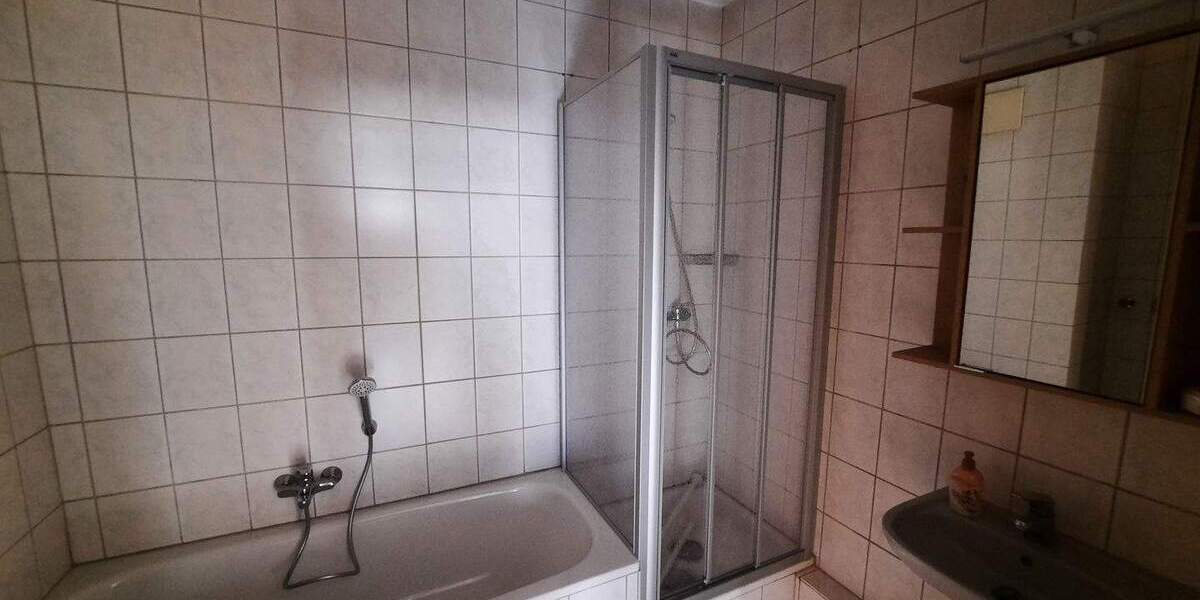 Etagenwohnung Hagen Boele - 3 Zimmer, 69 m&sup2;, 550&euro; | Angebot:25678879