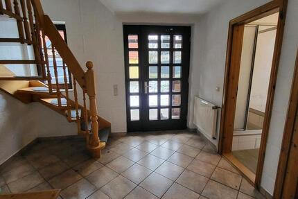 Haus Ilsenburg (Harz) - 6 Zimmer, 140 m&sup2;, 850&euro; | Angebot:25590760