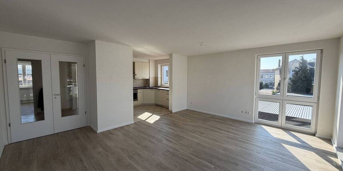 Etagenwohnung Uetersen - 3 Zimmer, 97 m&sup2;, 1.200&euro; | Angebot:25995752