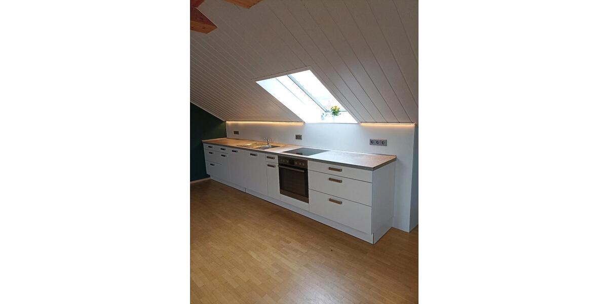 Dachgeschoßwohnung Gochsheim - 2 Zimmer, 70 m&sup2;, 570&euro; | Angebot:26413574