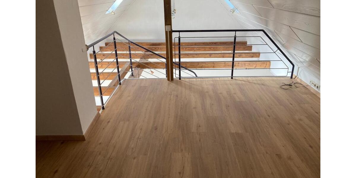 Dachgeschoßwohnung Münster Mitte-Süd - 3 Zimmer, 110 m&sup2;, 1.500&euro; | Angebot:25406231