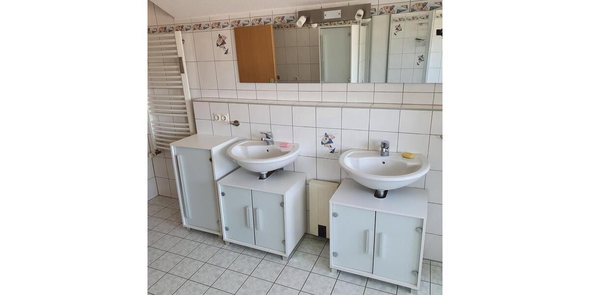 Dachgeschoßwohnung Oberasbach - 3.5 Zimmer, 107 m&sup2;, 850&euro; | Angebot:25944318