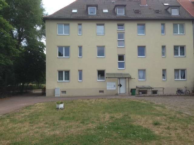 Etagenwohnung Merseburg Neumarkt (Vorstadt) - 1 Zimmer, 21 m&sup2;, 230&euro; | Angebot:24637704