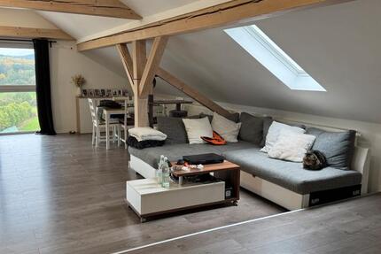 Nachmieter 2,5 Zimmer DG Wohnung zimmer