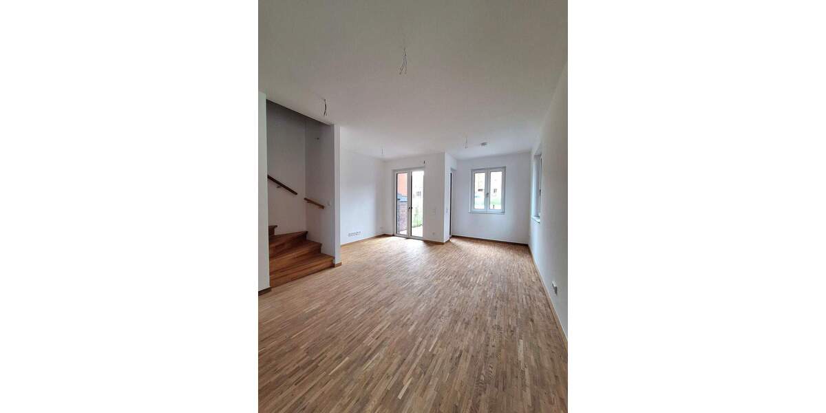 Mehrfamilienhaus, Wohnhaus Hannover Bemerode - 5 Zimmer, 132 m&sup2;, 1.850&euro; | Angebot:25668759