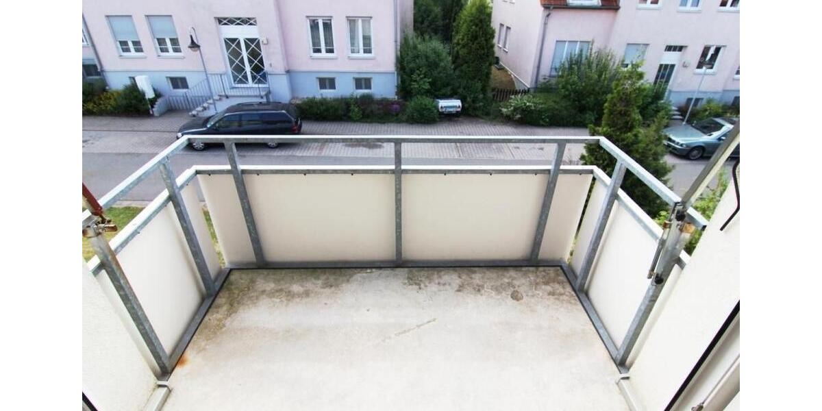 Etagenwohnung Leuna - 3 Zimmer, 80 m&sup2;, 556&euro; | Angebot:25988227