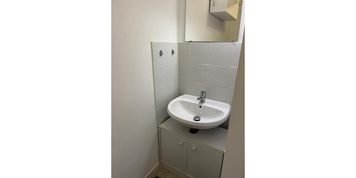 Wohnen auf Zeit Engelsbrand - 1 Zimmer, 21 m&sup2;, 450&euro; | Angebot:26224657