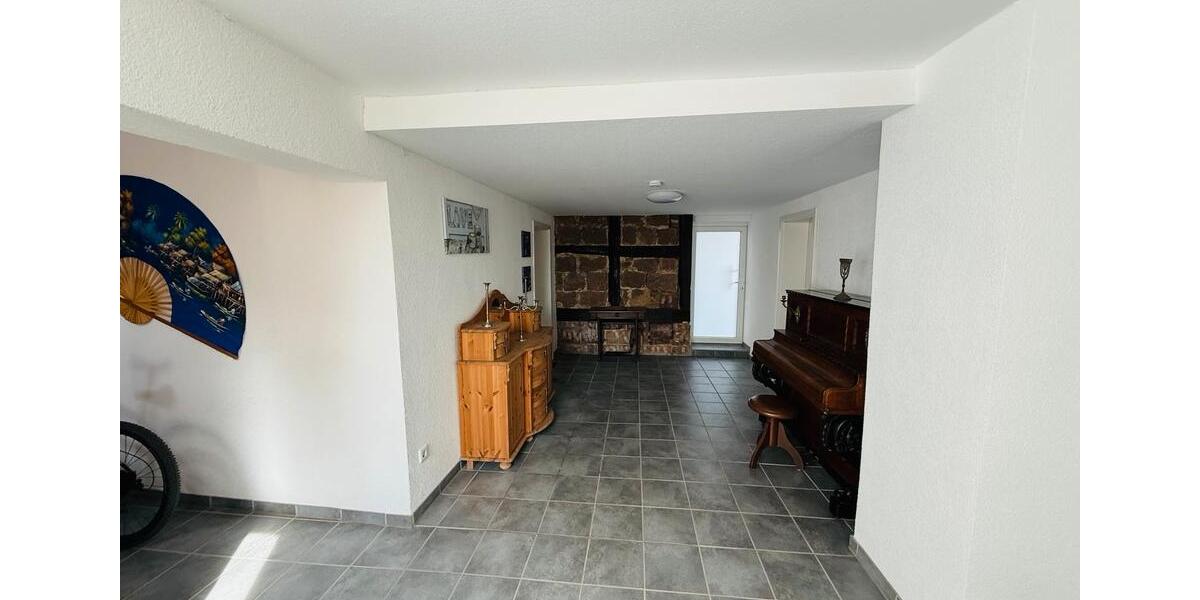 Maisonettenwohnung Bad Arolsen - 4 Zimmer, 100 m&sup2;, 980&euro; | Angebot:26704603