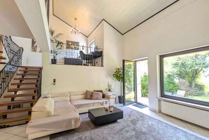 Haus Wiesbaden Mainz-Amöneburg - 6 Zimmer, 120 m&sup2;, 1.850&euro; | Angebot:26758134