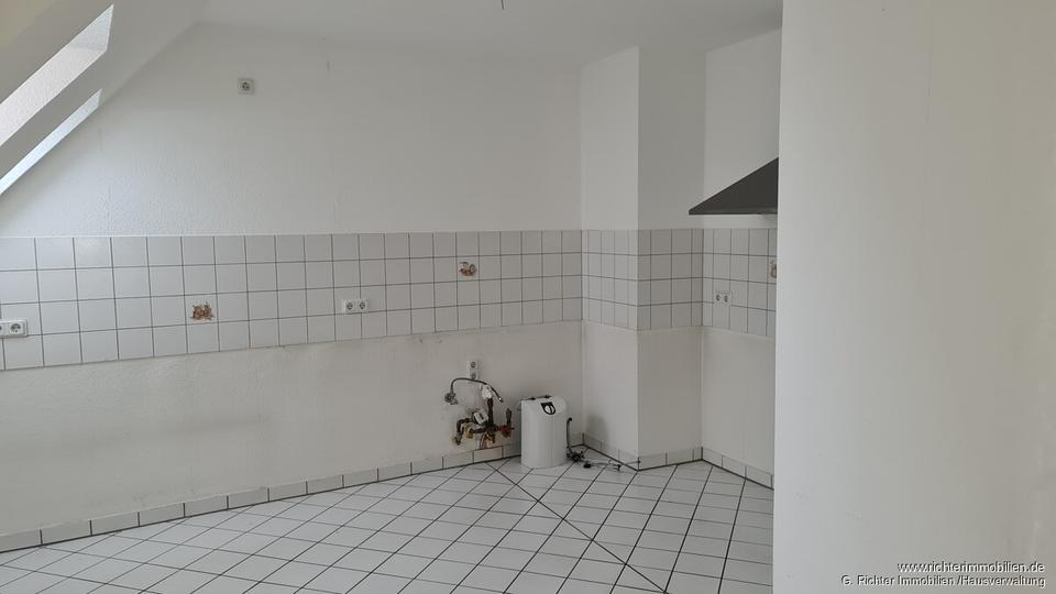Dachgeschoßwohnung Freiberg - 3 Zimmer, 100 m&sup2;, 639&euro; | Angebot:23702559