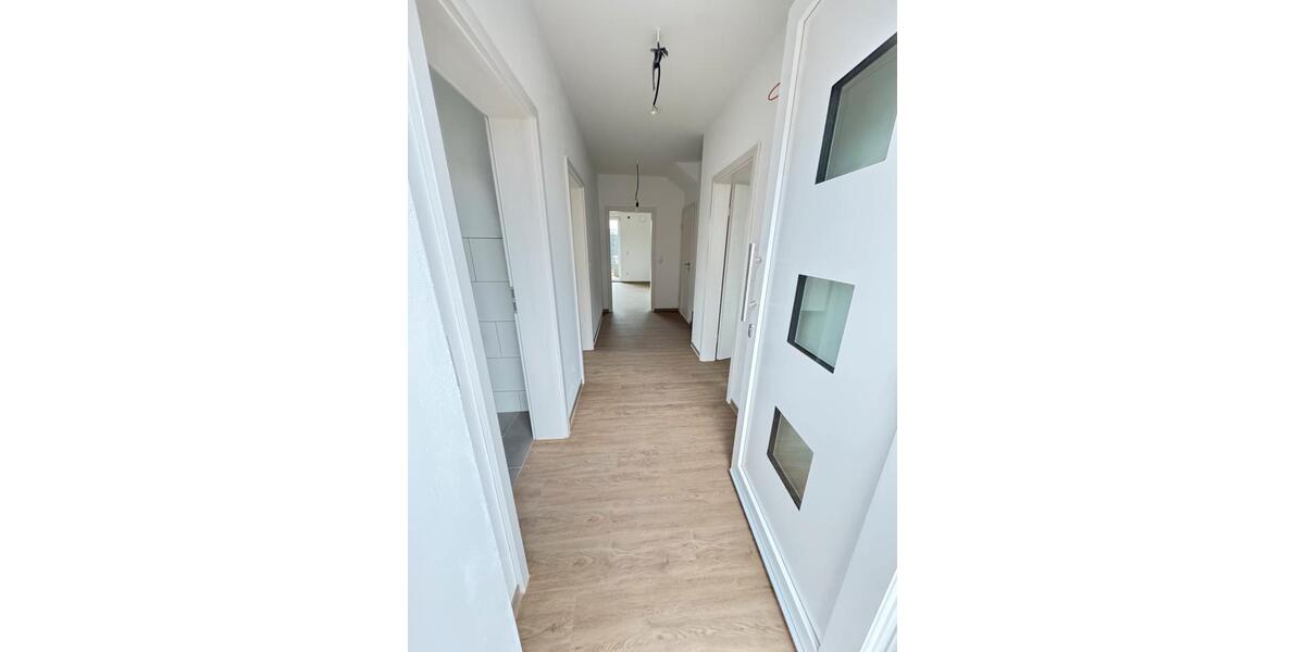 Doppelhaushälfte Lorup - 6 Zimmer, 95 m&sup2;, 885&euro; | Angebot:24945423