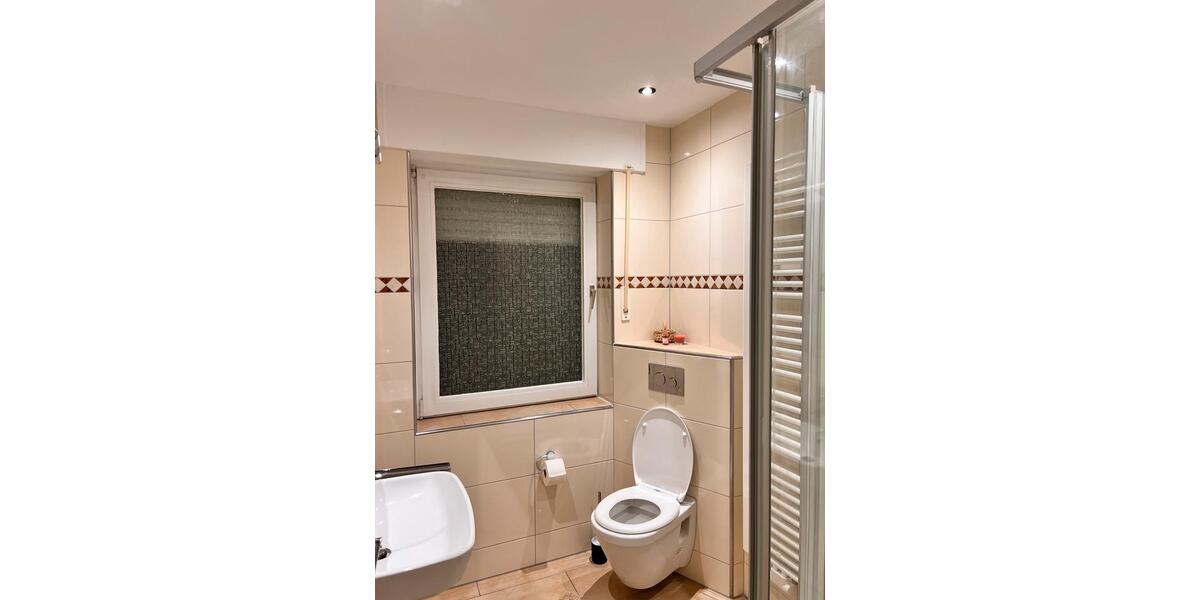 Wohnen auf Zeit Wesel Bislich - 5 Zimmer, 220 m&sup2;, 2.900&euro; | Angebot:26123312