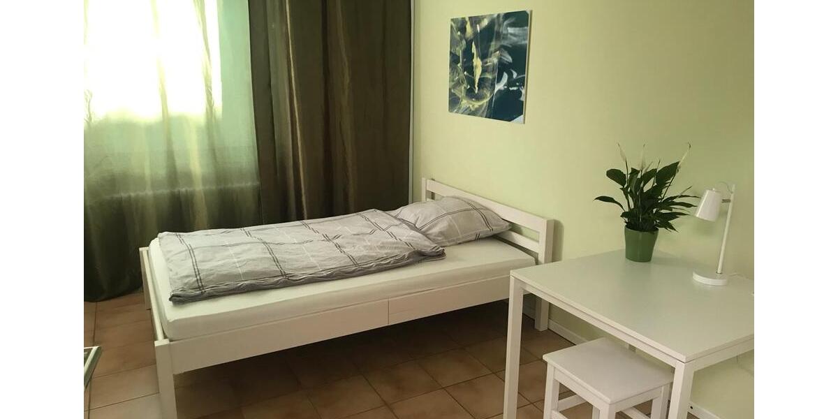 Wohnen auf Zeit Griesheim - 6 Zimmer, 160 m&sup2;, 250&euro; | Angebot:25772150