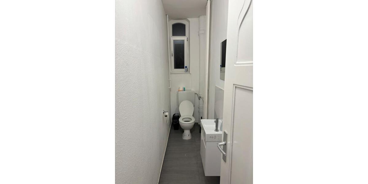 Etagenwohnung Ulm - 8 Zimmer, 18 m&sup2;, 580&euro; | Angebot:24870100