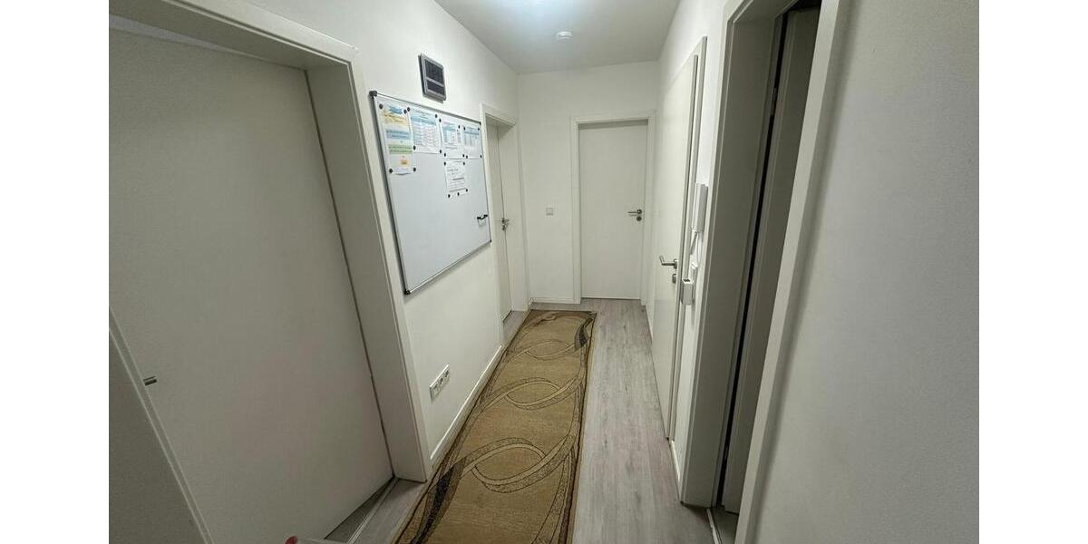 Wohnen auf Zeit Mannheim Herzogenried - 9 Zimmer, 70 m&sup2;, 300&euro; | Angebot:26671207
