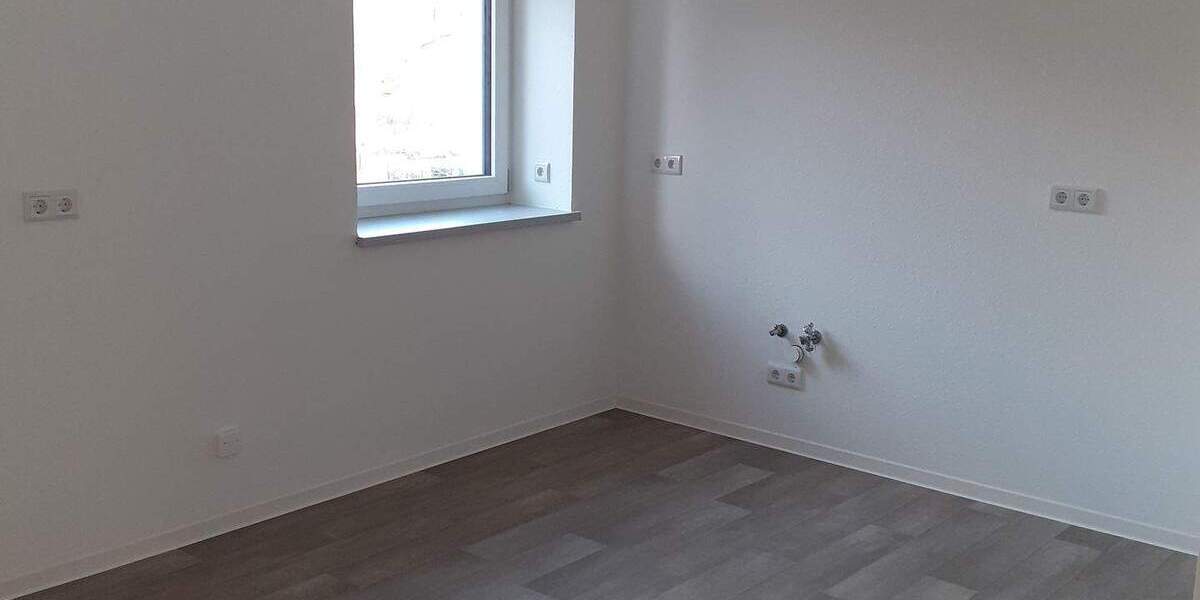 Etagenwohnung Oelsnitz/Erzgebirge Oelsnitz - 2 Zimmer, 66 m&sup2;, 430&euro; | Angebot:25673065