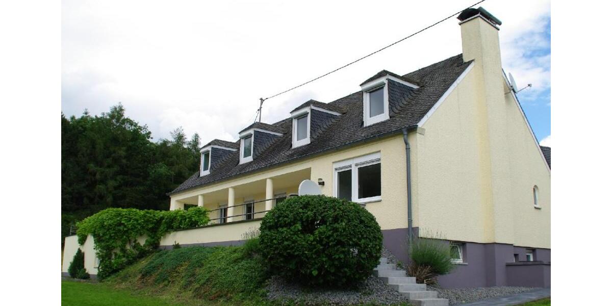 Dachgeschoßwohnung Bitburg - 1 Zimmer, 75 m&sup2;, 850&euro; | Angebot:24706204