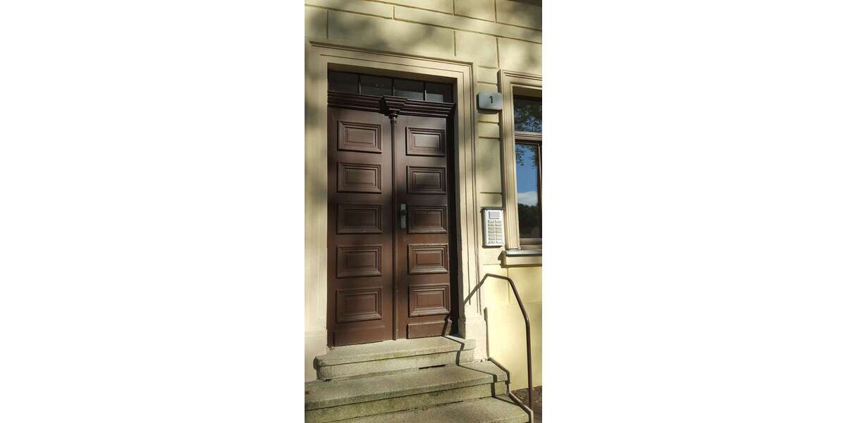 Etagenwohnung Glauchau - 1 Zimmer, 36 m&sup2;, 250&euro; | Angebot:26207412