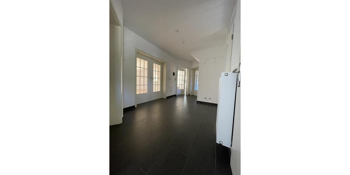 Erdgeschoßwohnung Wacken - 3 Zimmer, 140 m&sup2;, 1.280&euro; | Angebot:26493569