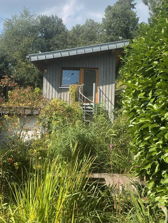 Möblierte 1-Zimmerwohnung im Grünen