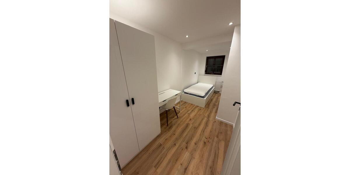 Wohnen auf Zeit Oberhaching Deisenhofen - 1 Zimmer, 12 m&sup2;, 740&euro; | Angebot:25776391