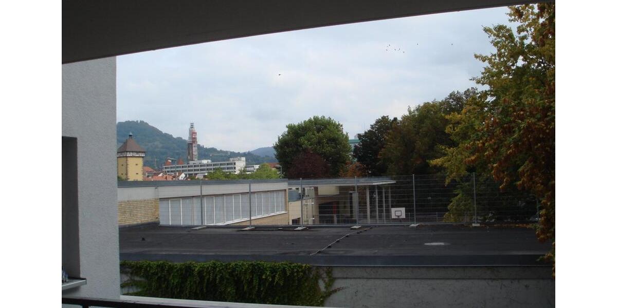 Etagenwohnung Reutlingen - 2 Zimmer, 73 m&sup2;, 980&euro; | Angebot:25237187