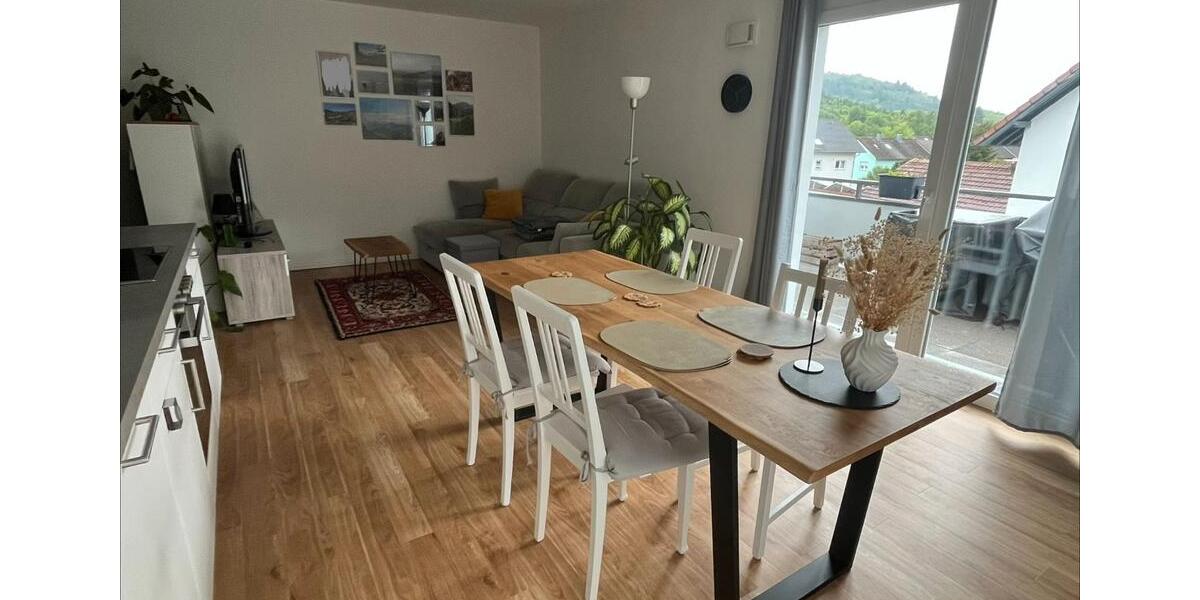 Etagenwohnung Lahr (Schwarzwald) - 3 Zimmer, 80 m&sup2;, 1.000&euro; | Angebot:26663440