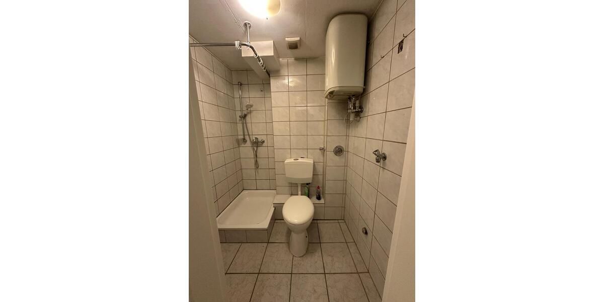 Dachgeschoßwohnung Saarbrücken West - 2 Zimmer, 45 m&sup2;, 540&euro; | Angebot:25221721