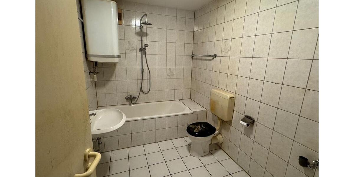 Dachgeschoßwohnung Ebern - 3 Zimmer, 80 m&sup2;, 500&euro; | Angebot:24946649