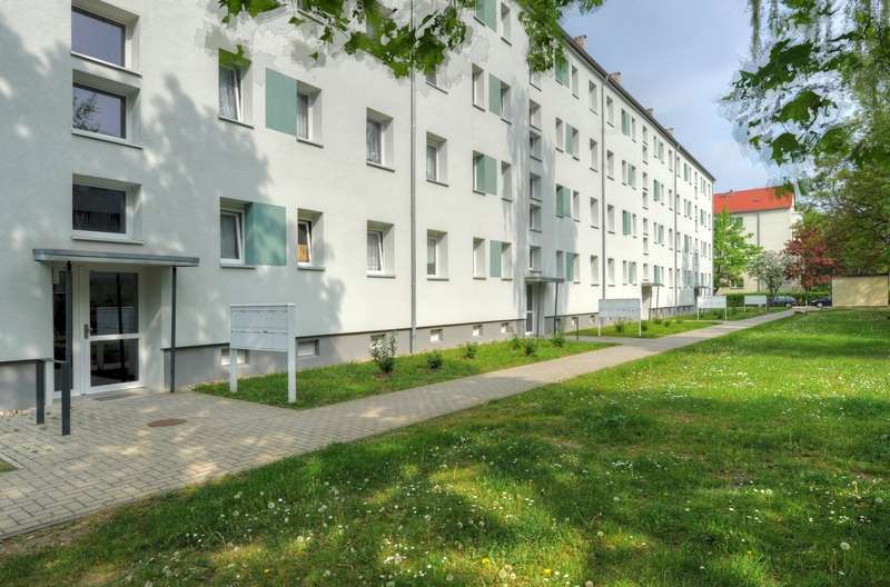 Wohnung zum Mieten in Halle 489,79 € 59.16 m² 3 zimmer