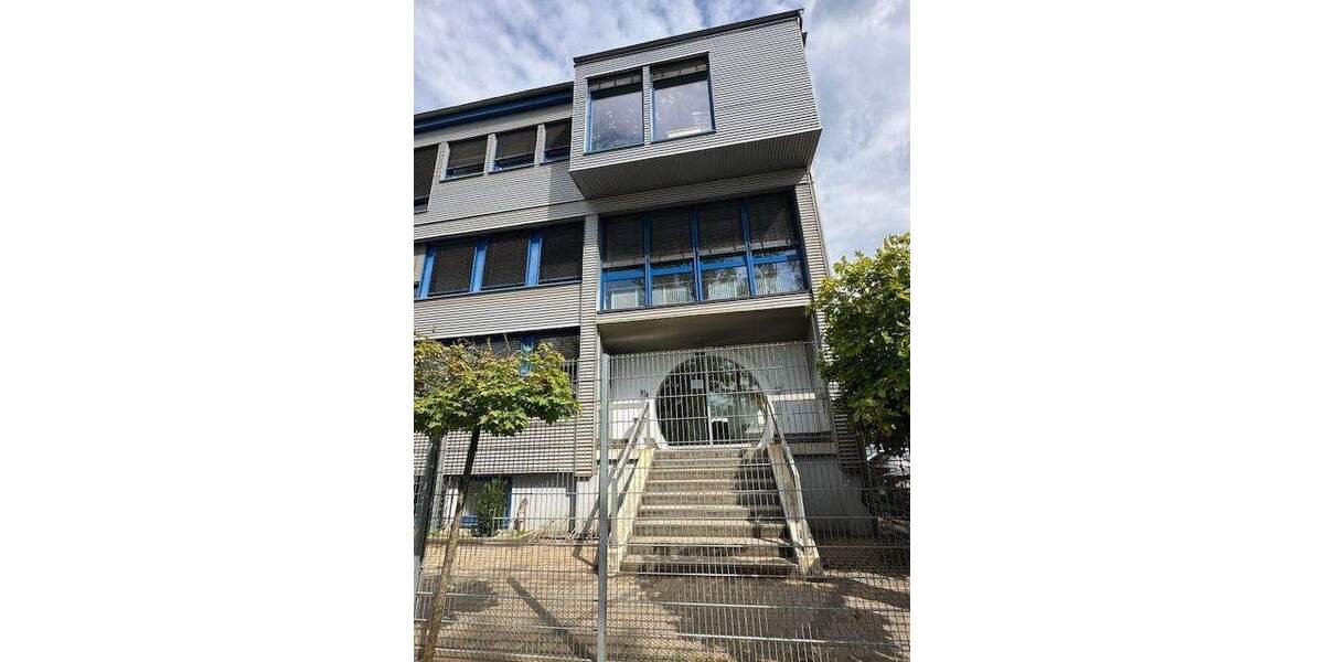 Gewerbeobjekt Weißenhorn - 8 Zimmer, 213 m&sup2;, 1.900&euro; | Angebot:24450598