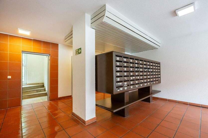 Komplett saniertes und vollausgestattest Premium-Apartment direkt an der RWTH! 1 zimmer