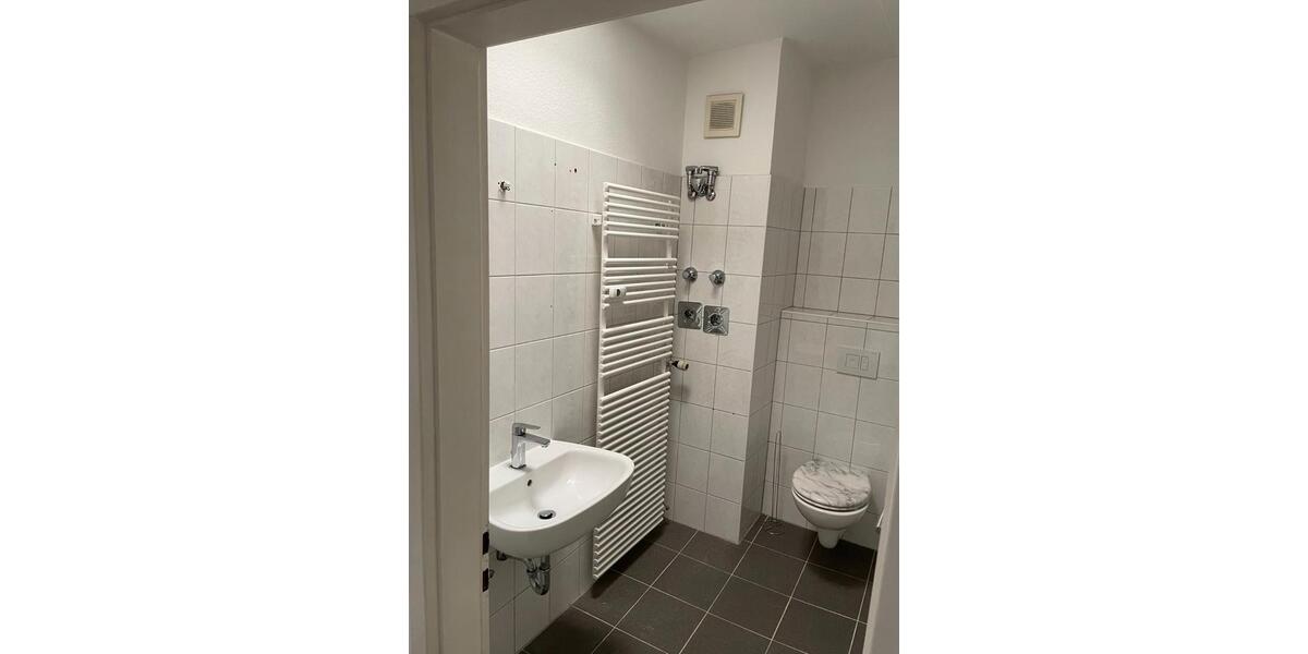 Dachgeschoßwohnung Lüdenscheid - 3.5 Zimmer, 88 m&sup2;, 700&euro; | Angebot:26548250