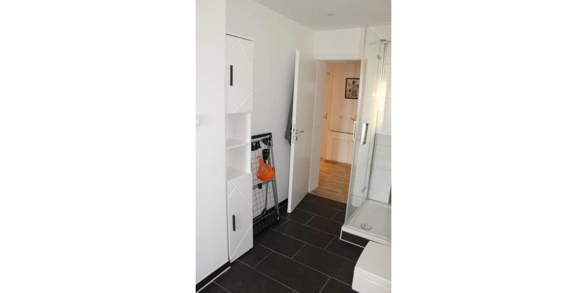 Wohnen auf Zeit Augsburg Bärenkeller - 4 Zimmer, 117 m&sup2;, 350&euro; | Angebot:26142513