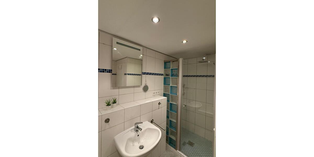 Wohnen auf Zeit Stuttgart Bad Cannstatt - 3 Zimmer, 74 m&sup2;, 510&euro; | Angebot:26634784