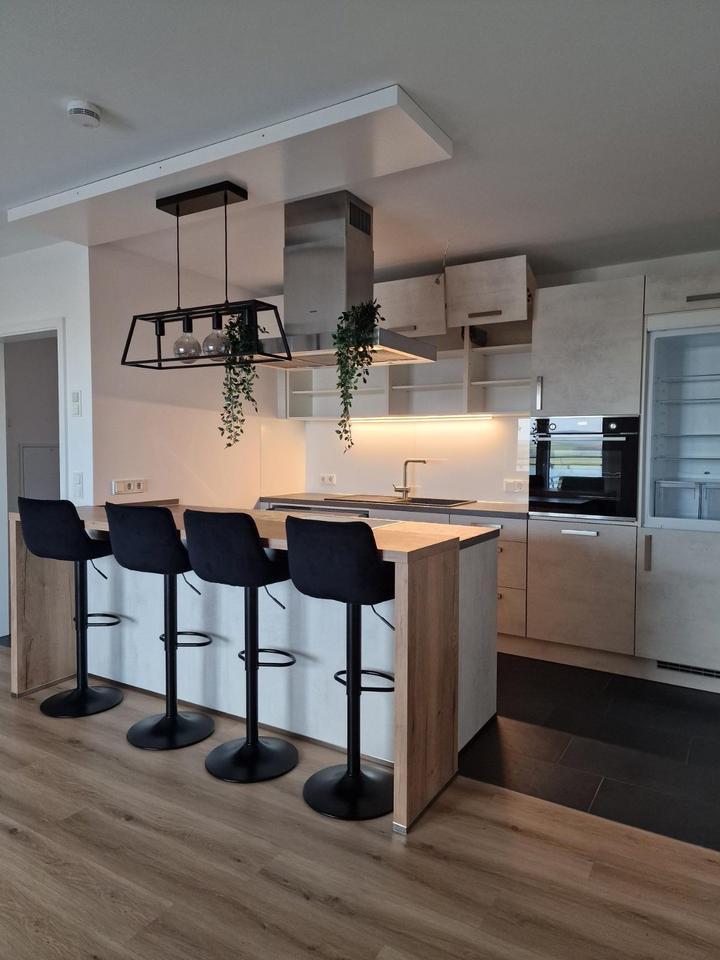 Schöne, helle Penthouse-Wohnung in Pellingen, 59m², teilmöbliert zimmer