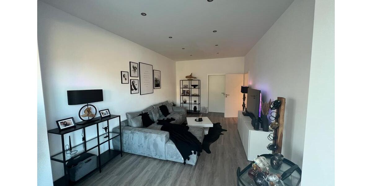 Erdgeschoßwohnung Siegen - 3 Zimmer, 90 m&sup2;, 990&euro; | Angebot:24804568