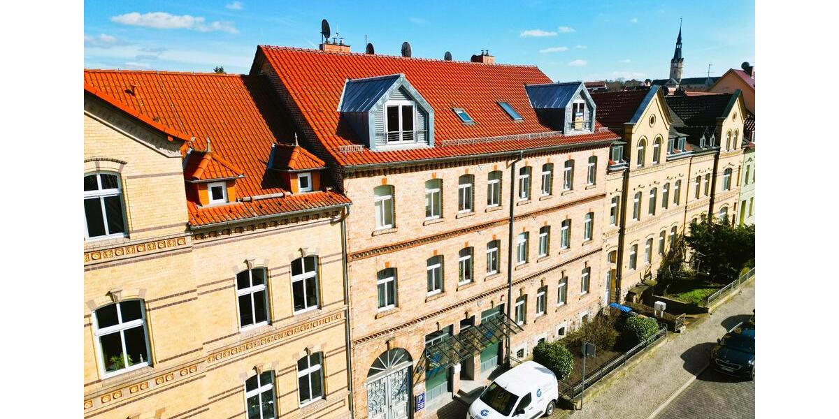 Dachgeschoßwohnung Sangerhausen - 4 Zimmer, 130 m&sup2;, 690&euro; | Angebot:26348035