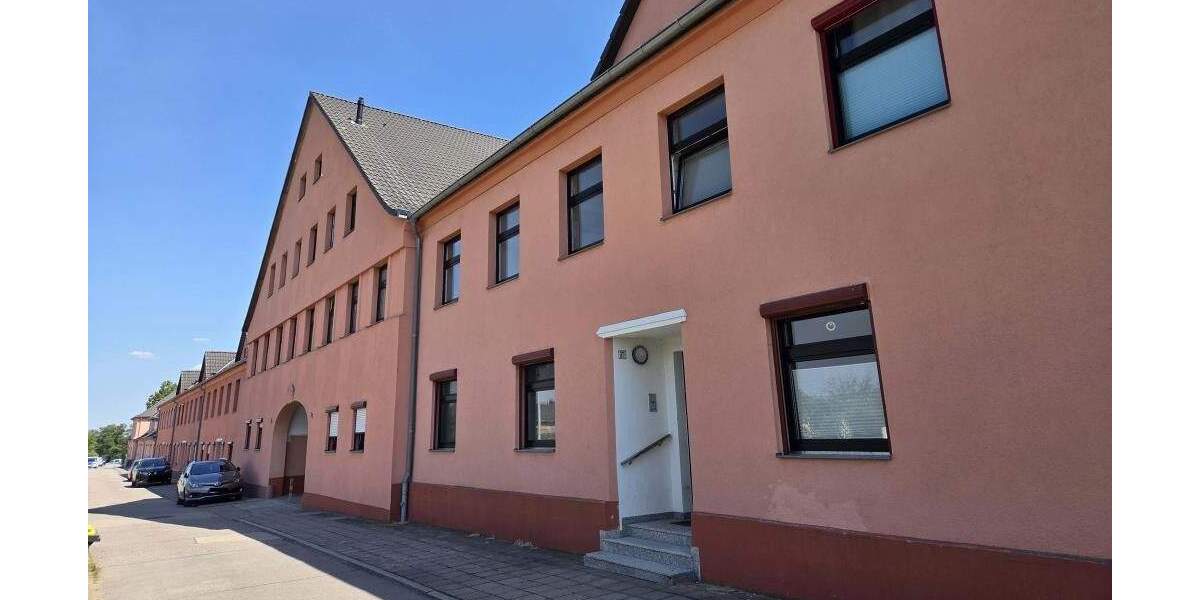 Etagenwohnung Riesa Weida - 4 Zimmer, 69 m&sup2;, 480&euro; | Angebot:25708921