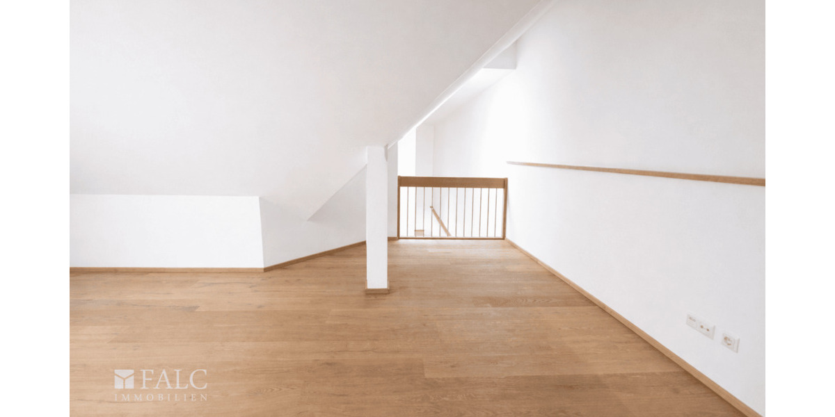 Etagenwohnung München Ludwigsvorstadt-Isarvorstadt - 2 Zimmer, 105 m&sup2;, 2.680&euro; | Angebot:26741862