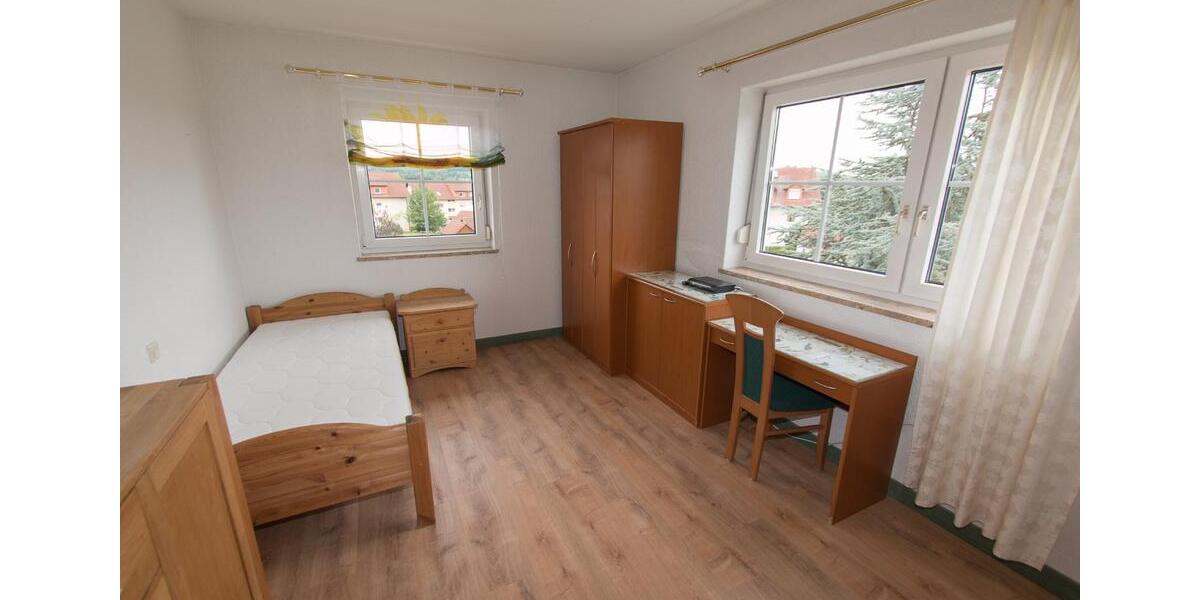 Etagenwohnung Bad Rodach - 1 Zimmer, 20 m&sup2;, 350&euro; | Angebot:24878745