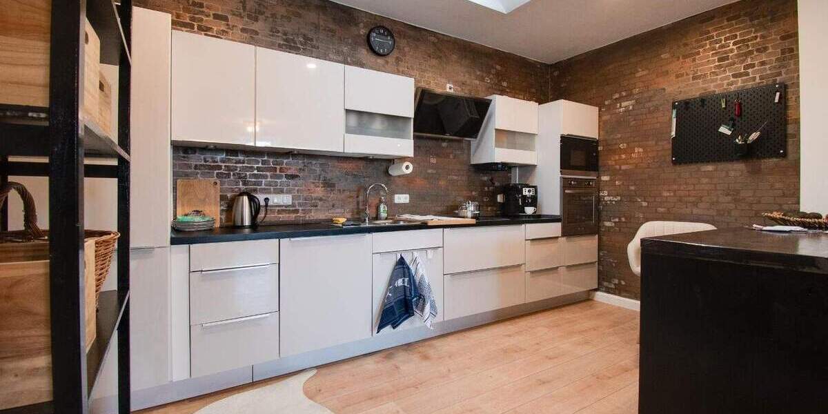 Etagenwohnung Kitzingen - 2 Zimmer, 96 m&sup2;, 920&euro; | Angebot:25705691