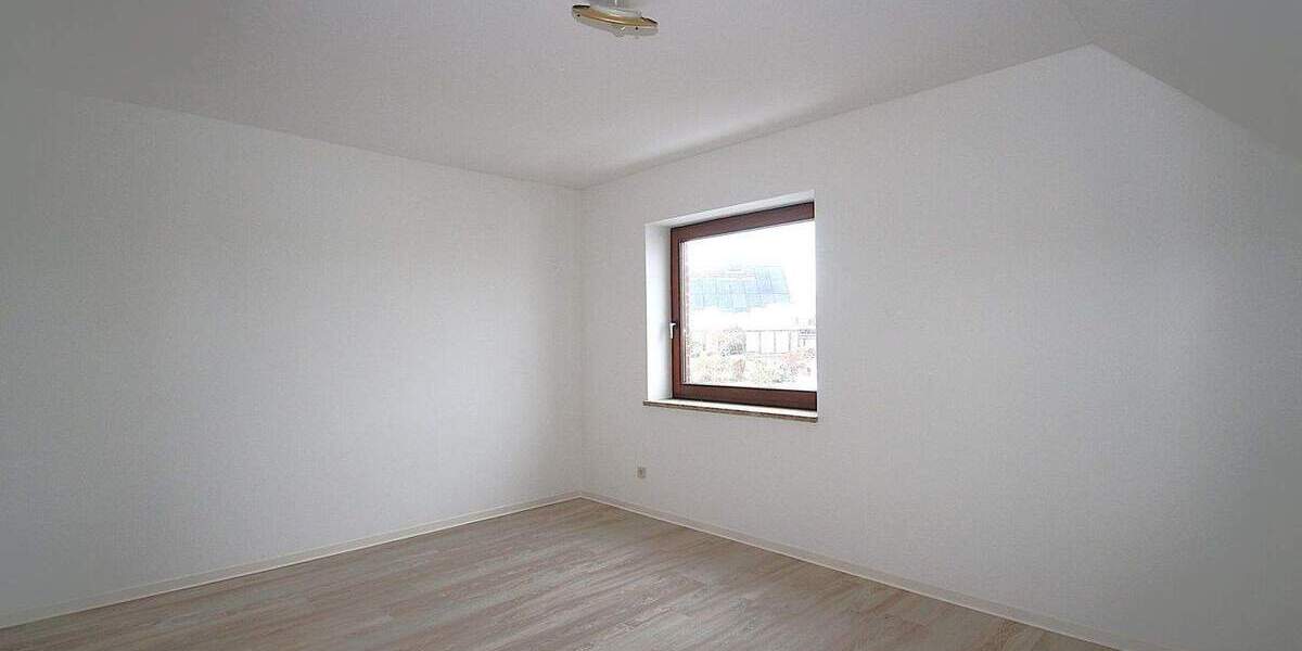 Doppelhaushälfte Malente Nüchel - 5 Zimmer, 100 m&sup2;, 1.250&euro; | Angebot:24820800