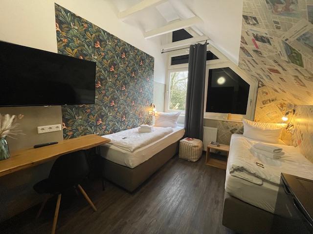 Privatzimmer Monteurzimmer mit Gemeinschaftsbad,-Küche Handwerkerzimmer Gästezimmer 3 zimmer